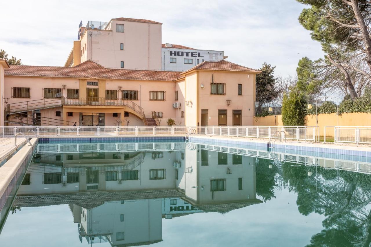 Crisol Regio Hotel Santa Marta de Tormes Exterior photo